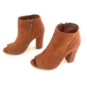 Bamboo Brown Suede Peep Toe Chunky Heel Boots NWT